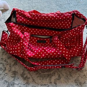 Jujube duffle bag. Like new. Machine washable.